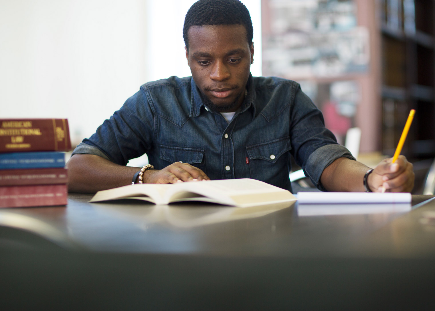 College application deadlines 2020-21 image